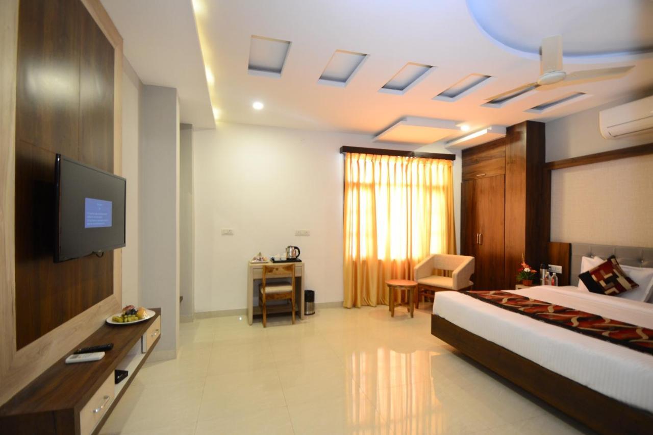 Hopp Inn Udaipur Exteriör bild