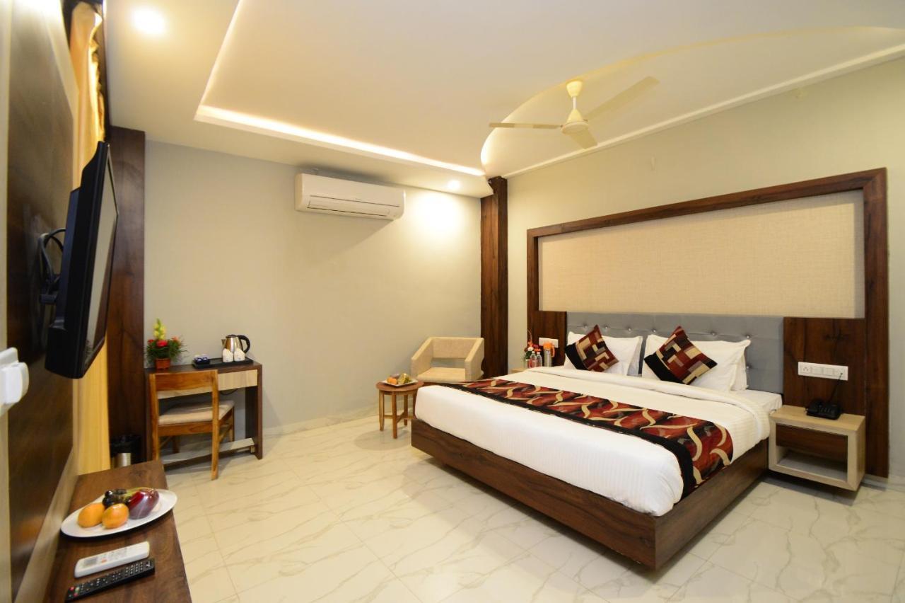 Hopp Inn Udaipur Exteriör bild