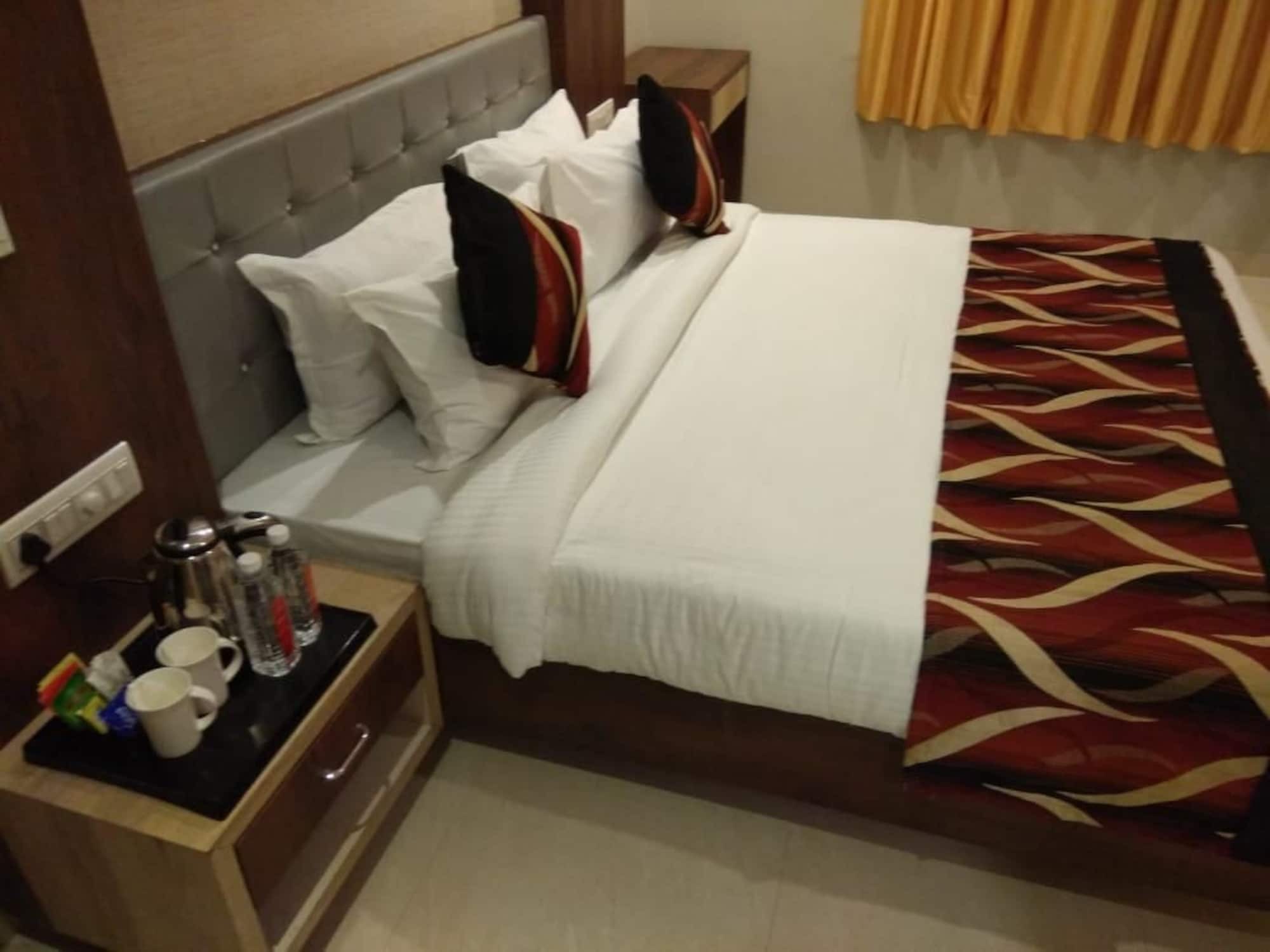 Hopp Inn Udaipur Exteriör bild